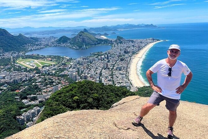 2h30 circuit in the Vidigal Favela - A 30-minute pause at a local home