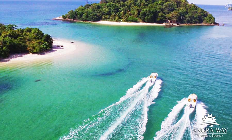 Angra dos Reis: Super Lagoa Azul Speedboat Tour - Cataguás, the small white-sand island