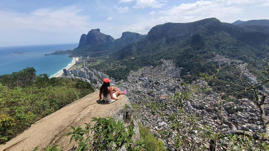 AVenturismo 2 Irmãos hill + Vidigal Favela - Key points to know before you book