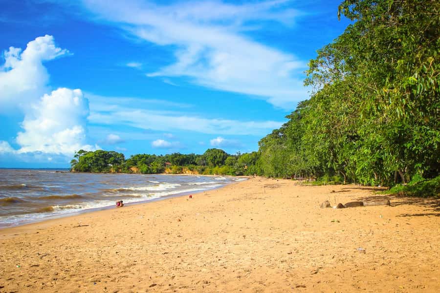 Belém: Ilha do Mosqueiro River Beach Trip - The road from Belém to the bridge