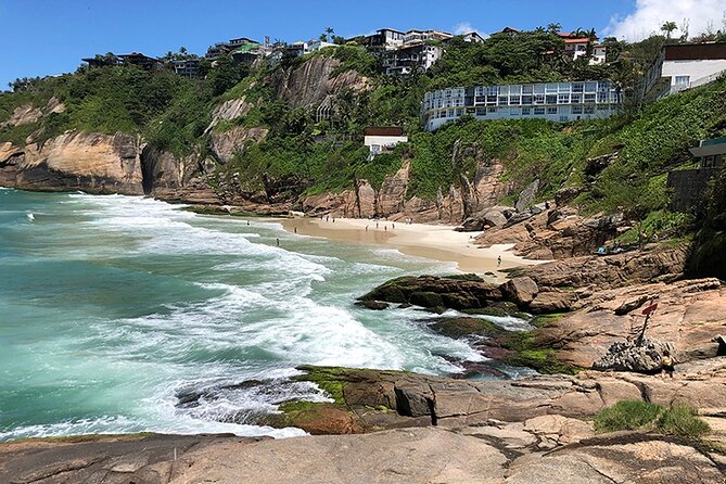 Big Five Rio Attractions & More Private Tour with Tickets and Lunch Included - Selarón Steps: color and a short photo stop