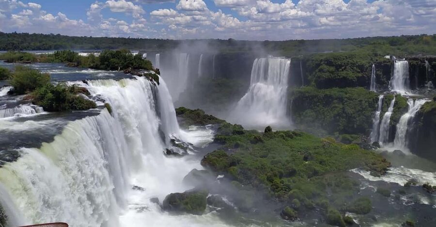 Brazil & Argentina: Iguazu Falls Both Sides in One Day - What the $47 price really covers