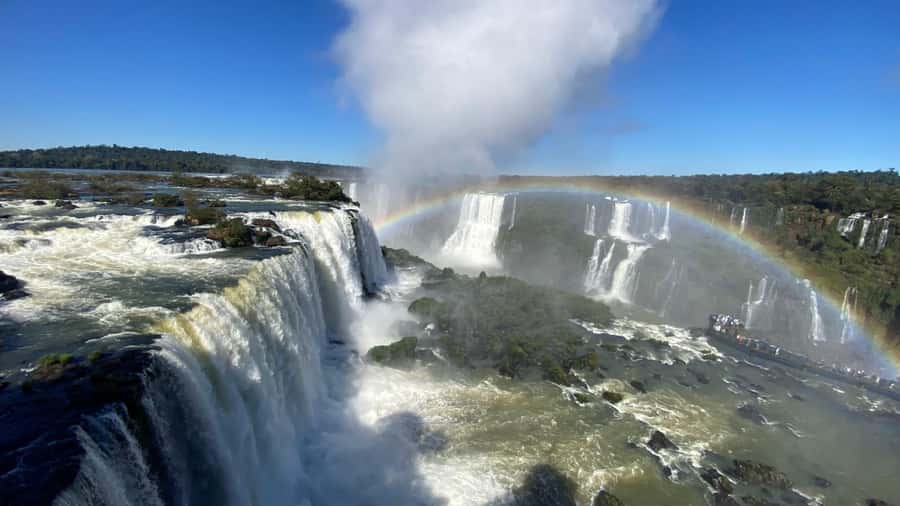 Brazil & Argentina: Iguazu Falls Both Sides in One Day - Pickup from Foz do Iguaçu or Puerto Iguazú
