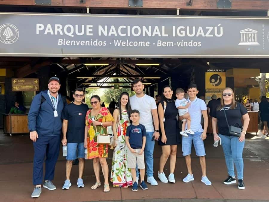 Brazil & Argentina: Iguazu Falls Both Sides in One Day - Crossing the Tancredo Neves International Bridge