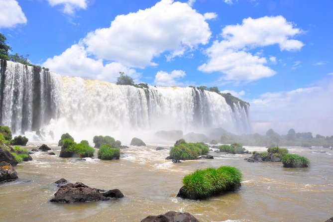Brazilian Falls, Bird Park and Itaipu Dam from Foz do Iguaçu - Why this three-stop day works