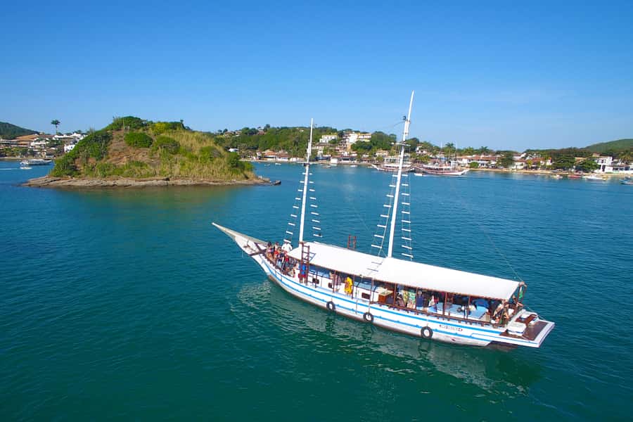 Búzios 2.5-Hour Schooner Boat Experience - Key points at a glance