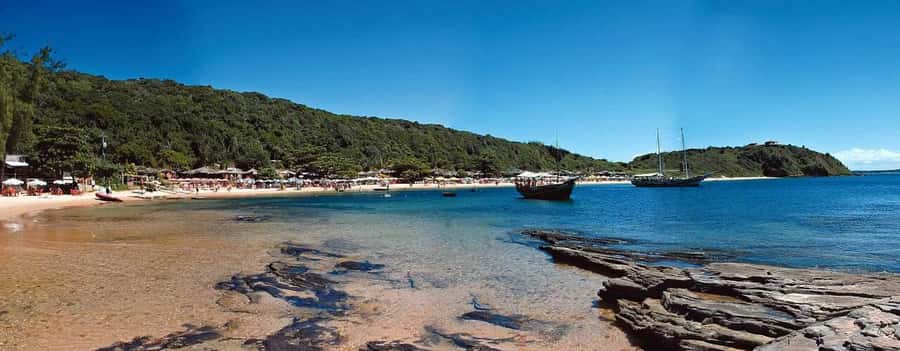 Búzios: City Tour & Beach Hopping with Lunch - Orla Bardot and the monuments of central Búzios