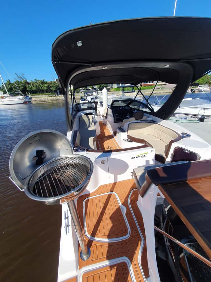 Búzios: Speedboat tour of 2 islands and 11 beaches - Feia Island offers a proper island stop