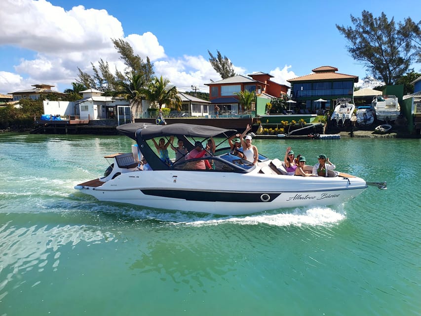 Búzios: Speedboat tour of 2 islands and 11 beaches - João Fernandes and João Fernandinho bookend the route