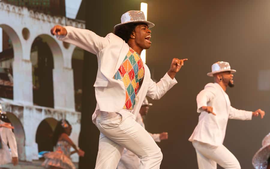 By Night Tour: Roxy Dinner Show & Transfer - Key points before you book