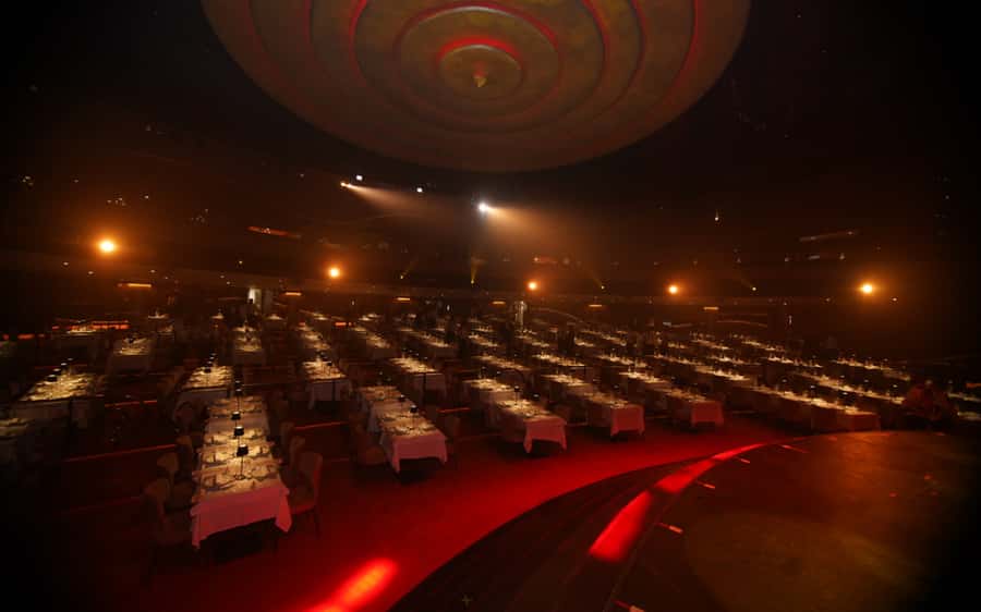 By Night Tour: Roxy Dinner Show & Transfer - Is $174 a fair price?