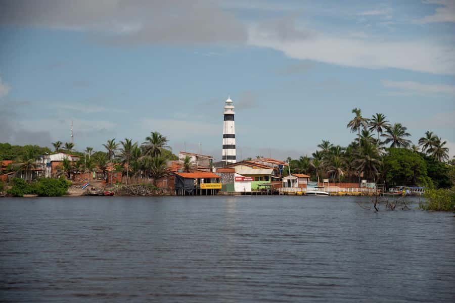 Caburé - Boat tour on the Rio Preguiças - Vassouras and the small Lençóis