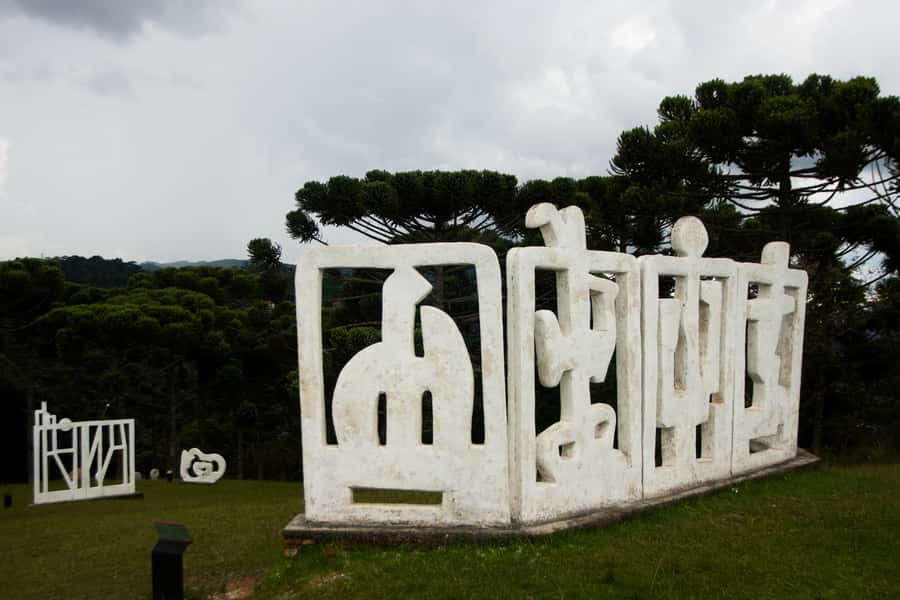 Campos do Jordão: Full-Day Private Tour from São Paulo - Boa Vista Palace and four major Brazilian artists