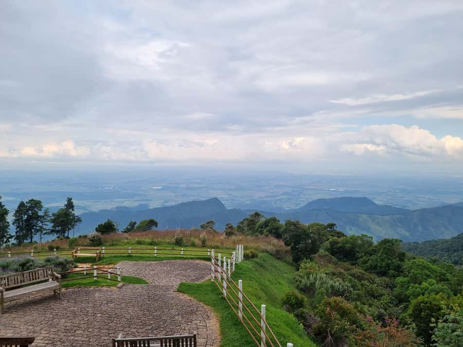 Campos do Jordão: Private 8 Hour Tour - Capivari Village, the town’s center