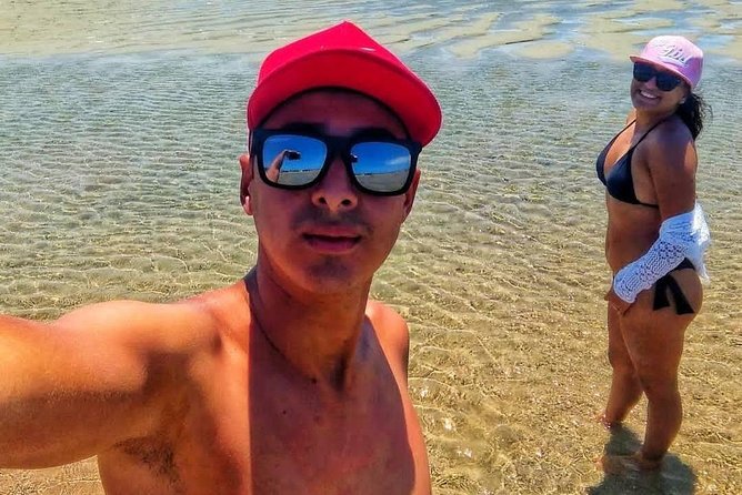 Carneiros Beach - At the support point: comfort, activities, and spending