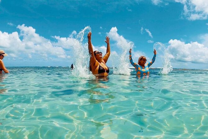 Catamaran Tour to the Seixas Natural Pools - Guide style, entertainment, and group atmosphere