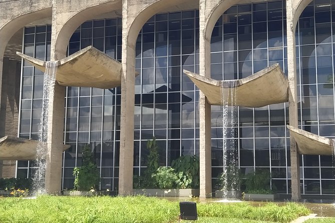 City Tour Brasilia - Metropolitan Cathedral and its sixteen columns