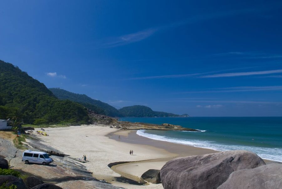 Day Tour to Trindade: Nature and Sea Adventure from Paraty - What the guide adds to the day