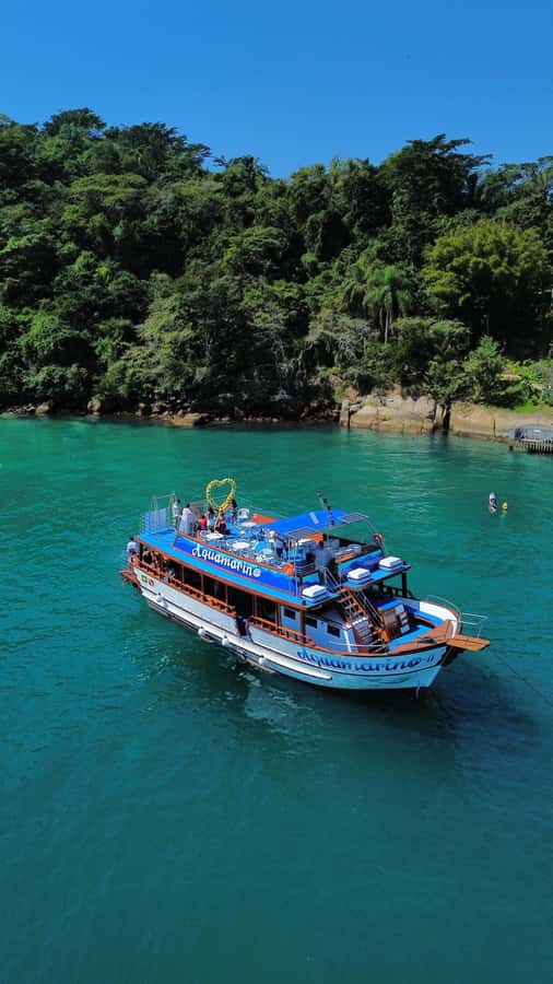 Discover Paraty's Best Islands on an Exclusive Schooner Tour - Aquamarina II, a floating base for the day