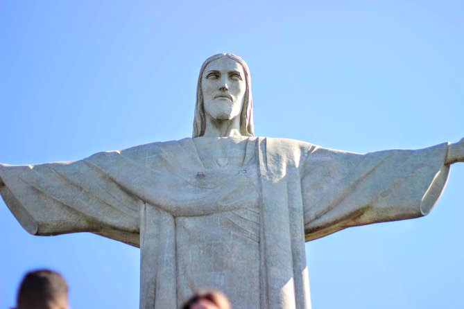 Excursion: Cristo Redentor, Tijuca National Forest and City Tour in 7 hours - Santa Teresa, Rio’s hilltop neighborhood