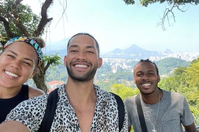Explore the history and culture of Favela da Rocinha - Key points to know before booking