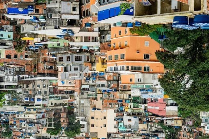 Explore the history and culture of Favela da Rocinha - Learning Rocinha’s history and culture
