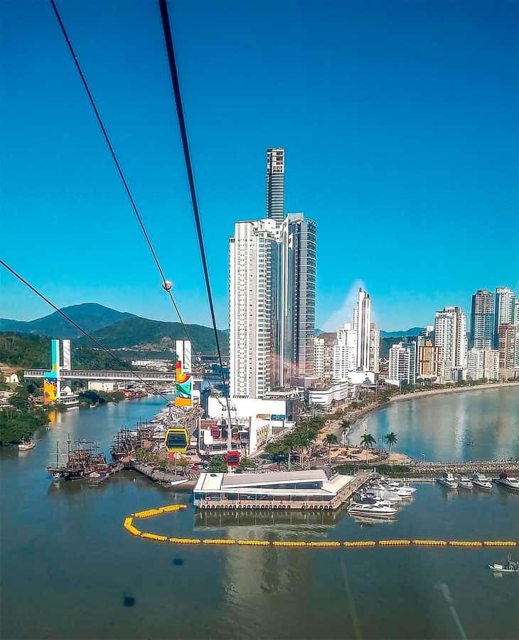 Florianópolis: Camboriu & Unipraias Park with Cable Car Ride - Riding above the Atlantic Forest at Unipraias Park