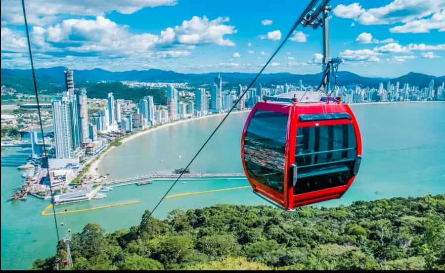 Florianópolis: Camboriu & Unipraias Park with Cable Car Ride - Pickup across Florianópolis and the early road journey