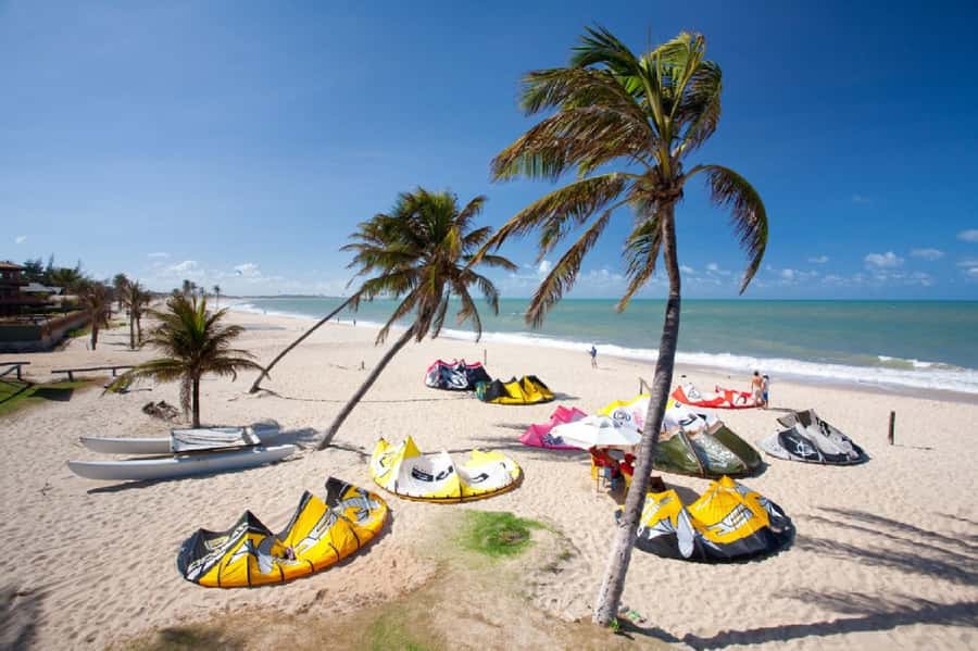 Fortaleza: Cumbuco Beach Day Trip - Choosing between a quiet beach day and a buggy ride
