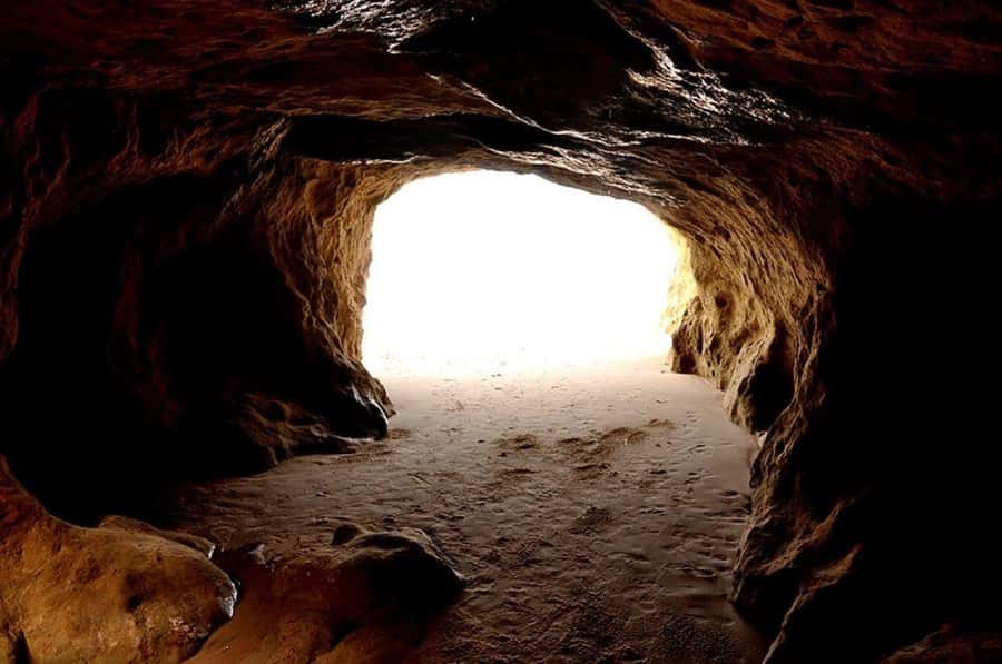 Fortaleza: Tour to Morro Branco and Fontes Beach - Guide service and communication