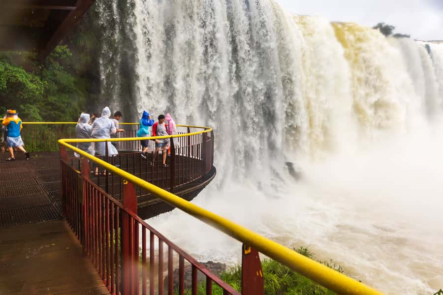 Foz do Iguaçu: Brazilian Side of the Falls - Entering Iguaçu National Park