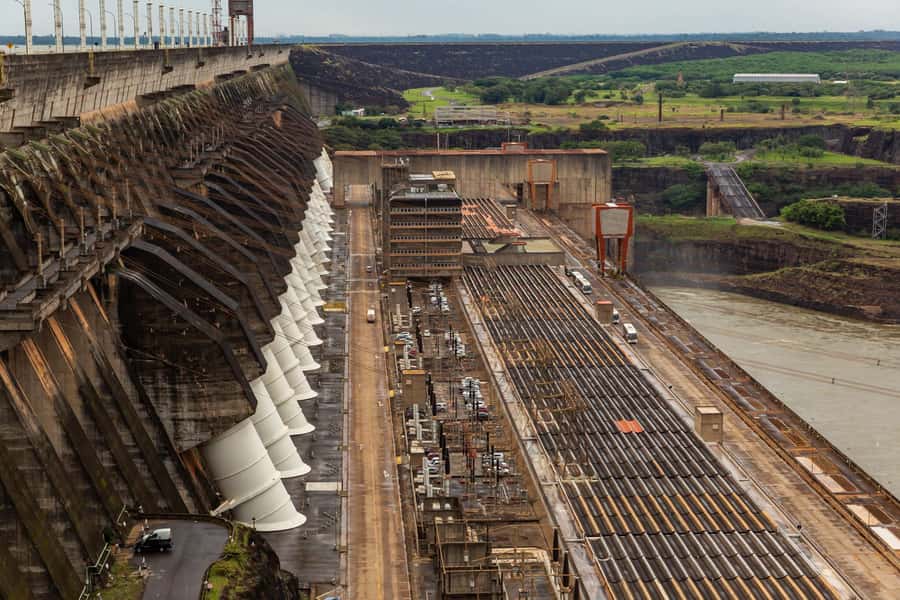 Foz do Iguaçu: Itaipu Hydroelectric Dam - Panoramic route or Especiale route?