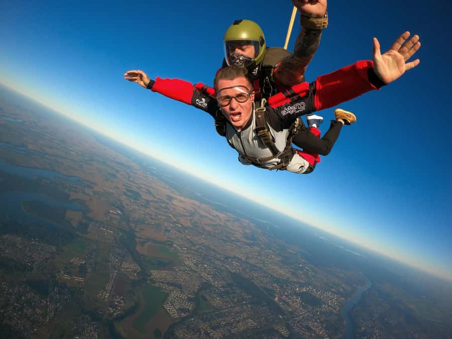 Foz do Iguacu: Skydiving Experience with Photos and Videos - Selfie Jump or VIP Jump?