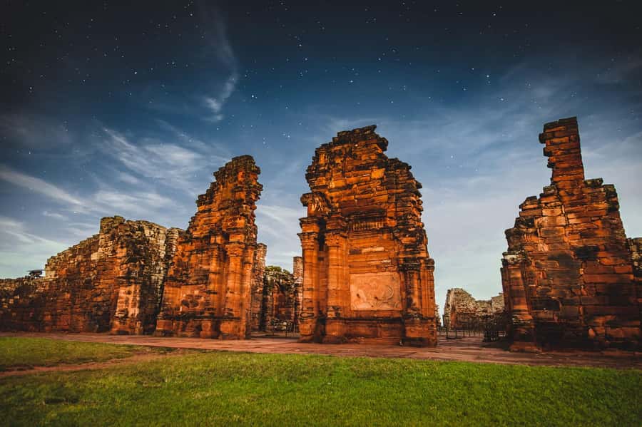 Foz do Iguaçu: Wanda Mines and San Ignacio Ruins Day Trip - The light-and-sound presentation after the stones