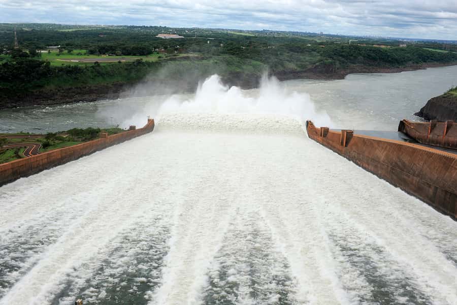 From Argentina: Iguazu Falls Brazil Side & Itaipu Dam - Should you book this Iguazu and Itaipu tour?