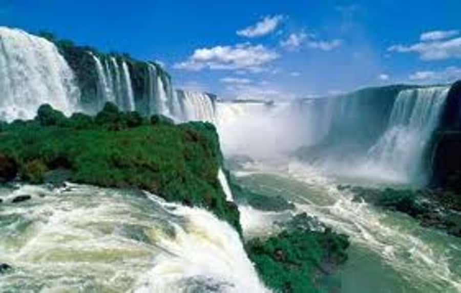 From Argentina: Iguazu Falls Brazil Side & Itaipu Dam - What the three-hour national park stop means for you