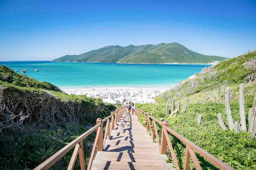 From Búzios: Arraial do Cabo and Cabo Frio Day Trip - Guides, languages, and the group experience