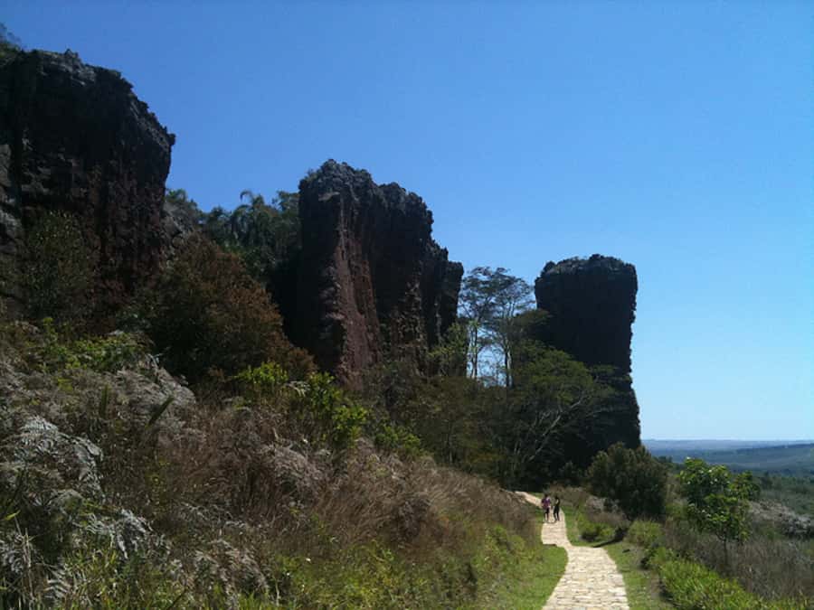 From Curitiba: Vila Velha State Park Full-Day Group Tour - Walking among Vila Velha’s sandstone giants