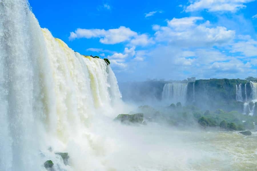 From Foz do Iguaçu: Brazilian Side of the Falls with Ticket - Who should book this Brazilian-side tour?