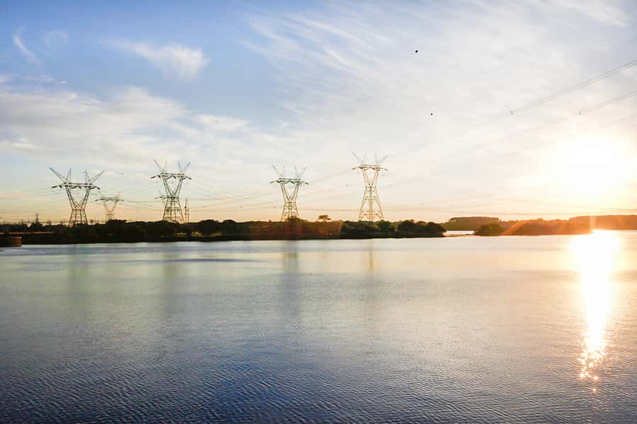 From Puerto Iguazu: Itaipu Dam Tour with Entrance Ticket - Standard panoramic visit or Special Circuit upgrade