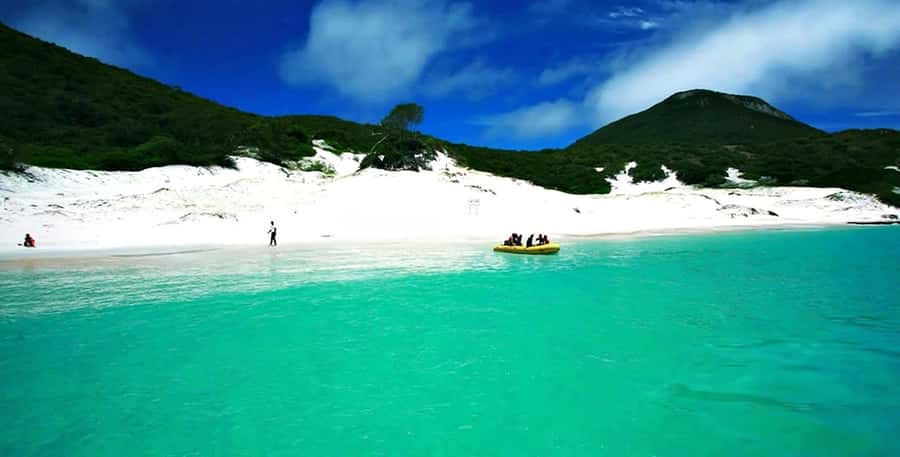 From Rio: Arraial do Cabo - The Brazilian Caribbean Daytrip - Gruta Azul and the jellyfish cave