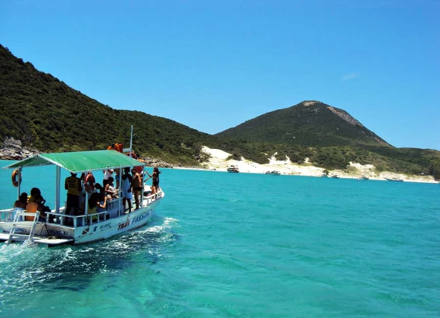 From Rio: Arraial do Cabo - The Brazilian Caribbean Daytrip - The early start and three-hour ride from Rio