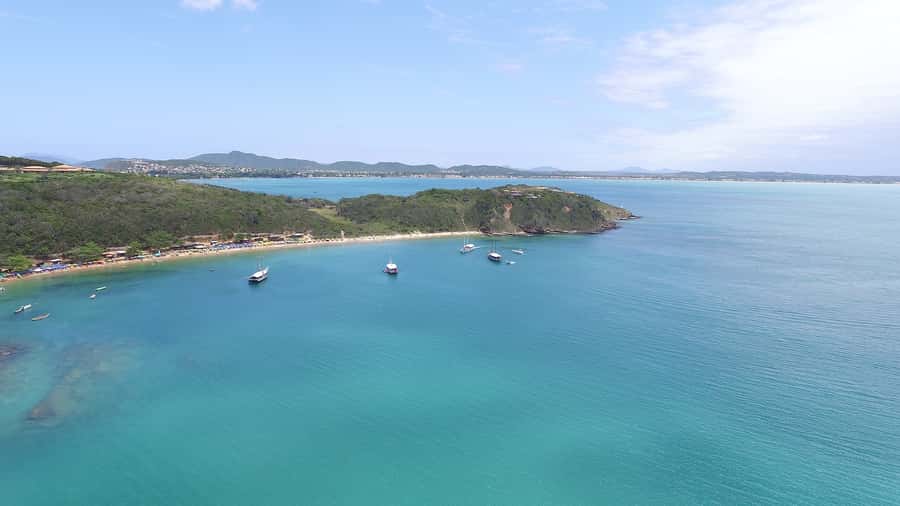 From Rio: Búzios with Boat Tour and Lunch - Boarding the schooner in Búzios