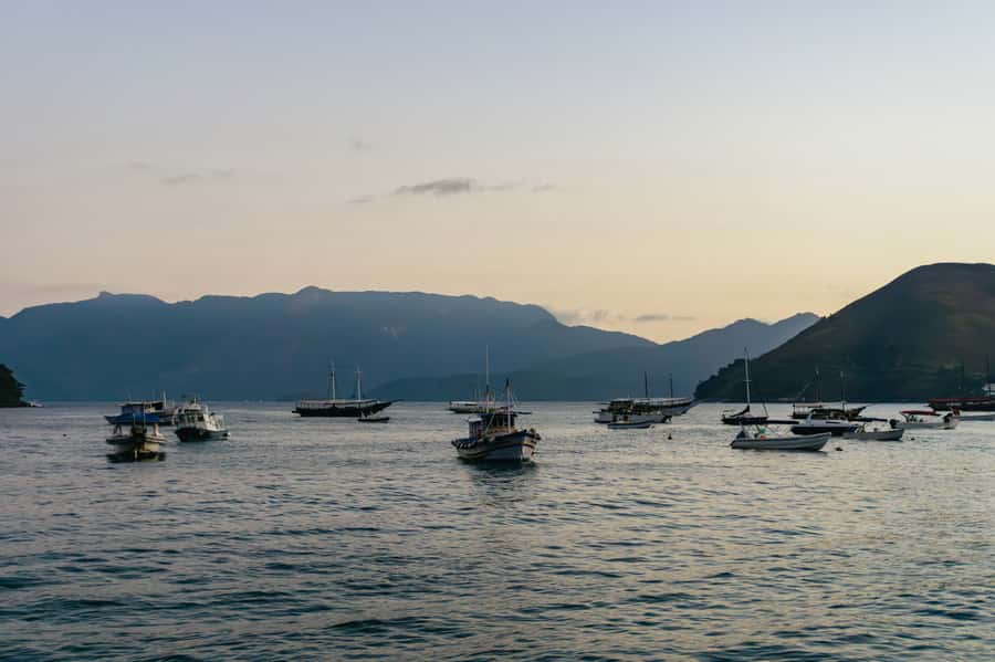 From Rio de Janeiro: Angra dos Reis Boat Trip with Lunch - Boarding the schooner in Angra dos Reis