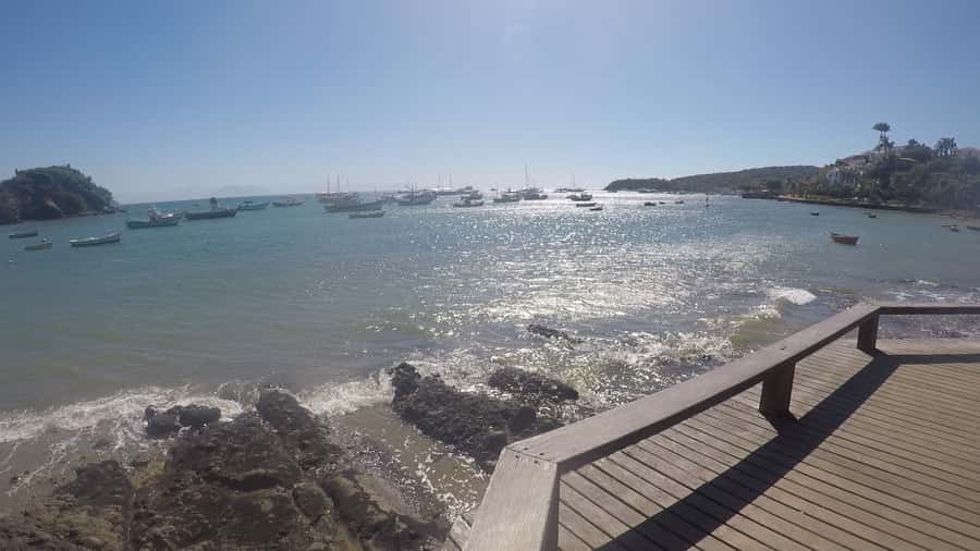 From Rio de Janeiro: Búzios Full-Day Boat Tour - Guide languages and communication