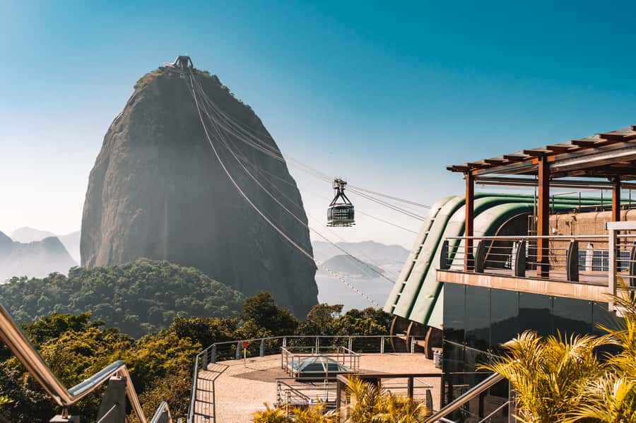 From Rio de Janeiro: Sugarloaf Mountain Tour with Cable Car - From your hotel to Urca