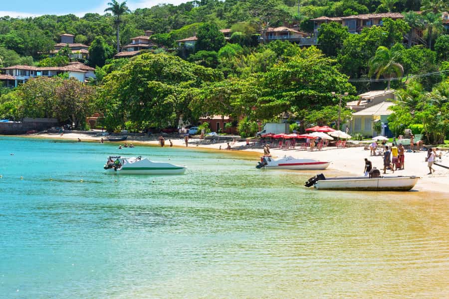 From Rio: Full Day in Búzios with Catamaran Tour and Lunch - Bardot Promenade and Rua das Pedras