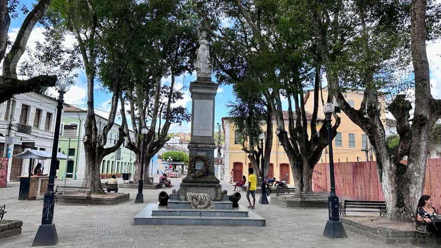 From Salvador: Cachoeira Colonial Town Daytrip - Who should book this day trip