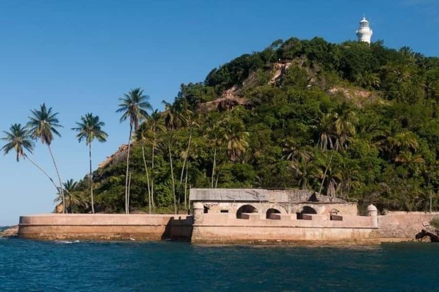 From Salvador: Morro de São Paulo Tour - Crossing the Bay of All Saints by boat