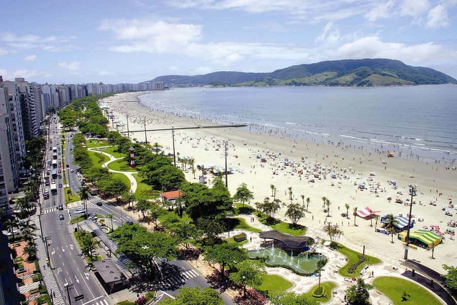 From São Paulo: Santos, São Vicente & Guarujá Day Trip - Itararé Beach brings the first big coastal view